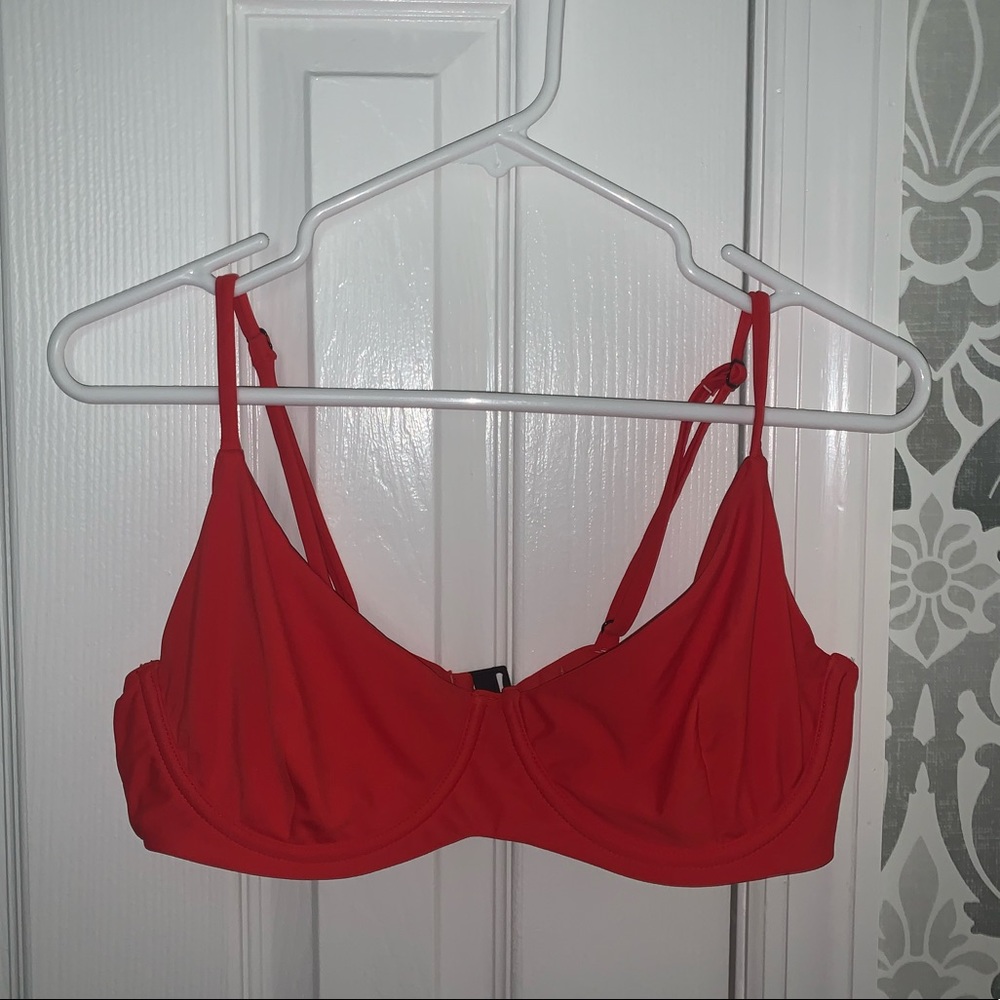 Blackbough Red Willow Top (Underwired)- Never Worn